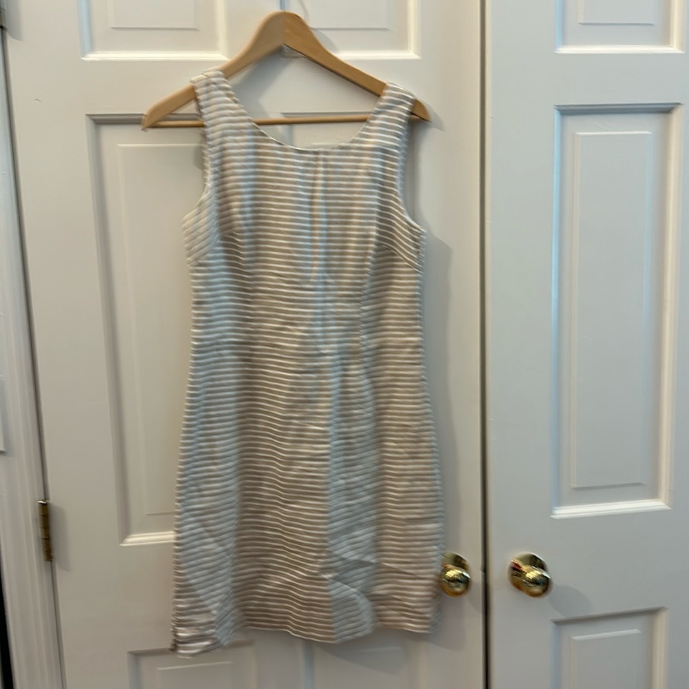 Lightweight summer dress linen with lining new without tags no stains or marks